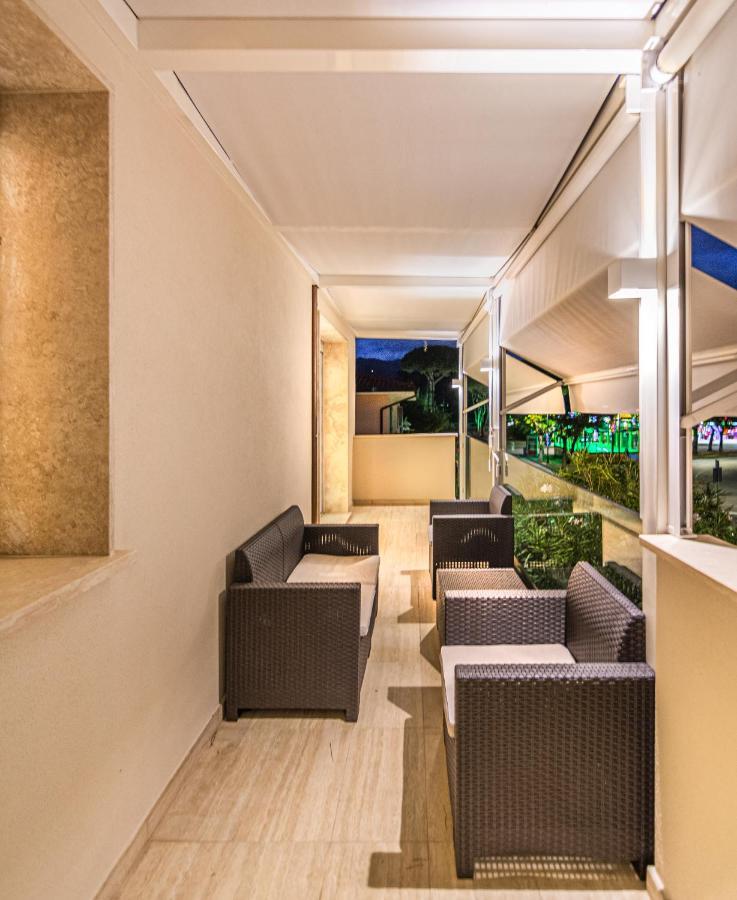 Sea Holidays Apartment Марина-ди-Пьетрасанта Экстерьер фото